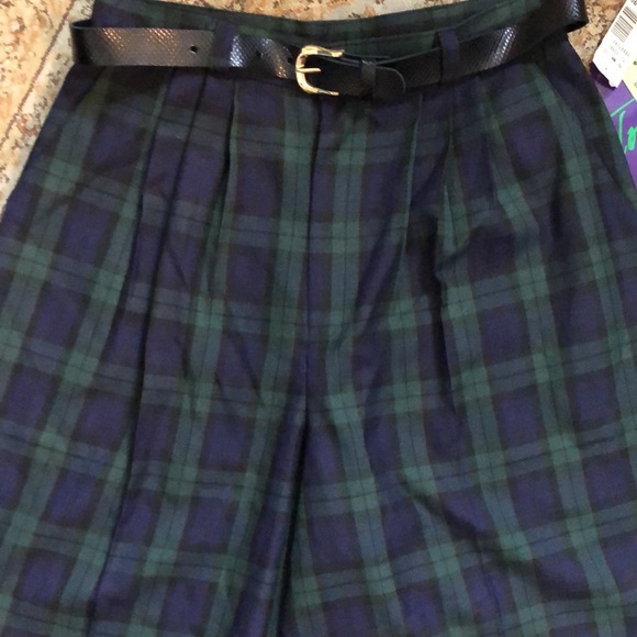 VINTAGE ‘92 Tofay Pleated Bermuda Plaid DeadStock - Picture 3 of 14